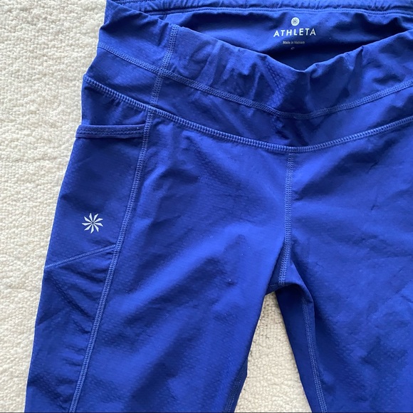 ATHLETA Blue Dobby Be Free Knicker Crop Leggings - Picture 3 of 9